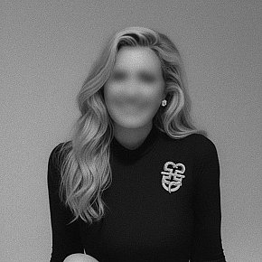 Sophia-North Vip Escort escort in London offers Beso francés
 services