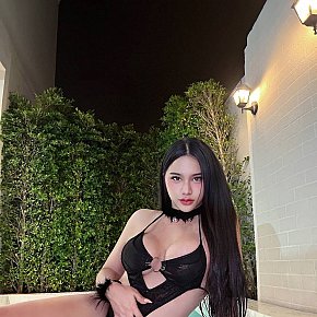 Jennie Großer Hintern escort in Bangkok offers Analsex services