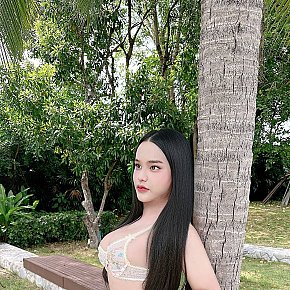 Jennie Entièrement Naturelle escort in Bangkok offers Pipe sans capote et jouir services