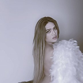 Shemale-Kat escort in Dubai offers BDSM services