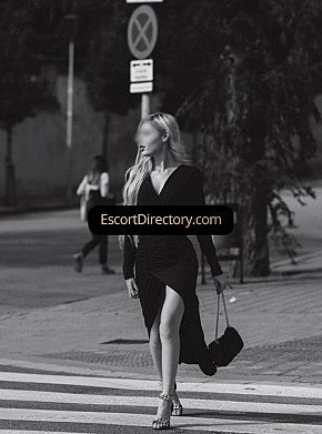 Victoria escort in Ibiza offers Girlfriend Experience (GFE) services
