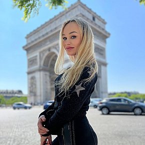 Linda_sweet Vip Escort escort in Paris offers Mamada sin condón hasta terminar
 services