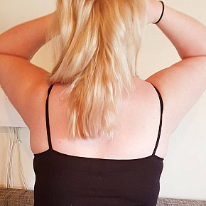 Sexy Zara performs Dildo/sex toys, escort in Stockholm