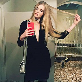 Larissa-massage Modelo/Ex-modelo escort in Moscow offers Dominatrix  (leve) services