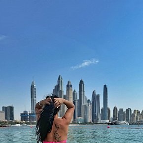 julia Model /Ex-model
 escort in Dubai offers Intimate massage services