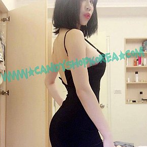 Candy-Girl Modella/Ex-modella escort in Seoul offers 69 Position services