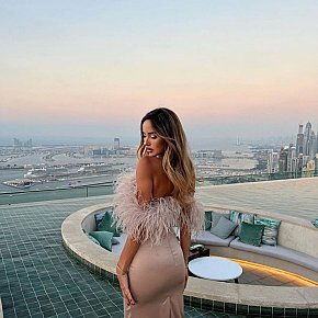 Lindastarrr Occasional
 escort in Dubai offers Anal Sex services