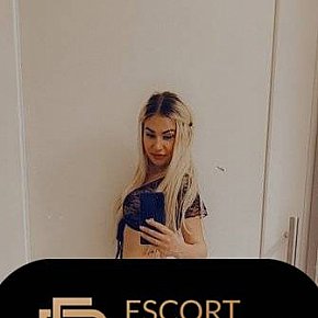 Angela Vip Escort escort in  offers Sărut Franţuzesc services