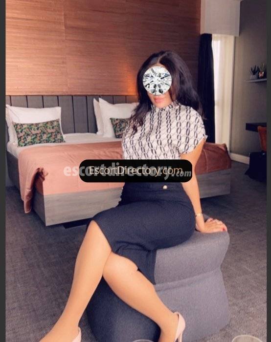 Lilly escort in  offers Posición 69 services