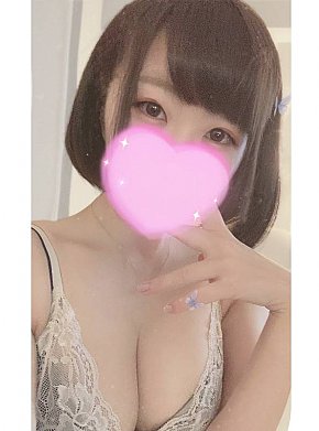 Noa Totalmente Natural escort in Tokyo offers Masaje erótico
 services