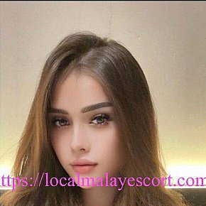 Ayu Occasionale escort in Kuala Lumpur offers Girlfriend Experience (GFE) services