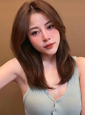 Tina Model/Ex-Model escort in Ampang Jaya offers Körperbesamung services
