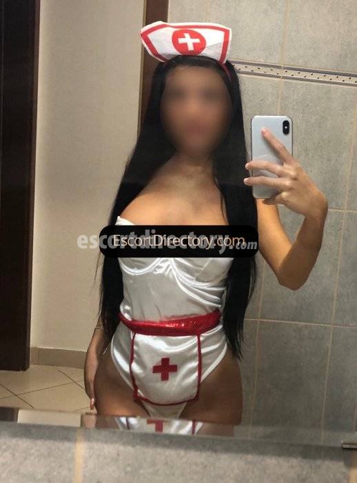 Stella escort in Budapest offers Private Photos services