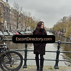 Bruna Vip Escort escort in  offers Posición 69 services