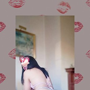 MARILYN escort in Montreal offers Kissing if good chemistry services