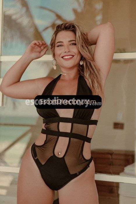 Alexandra Menue escort in Cancun offers Bondage services