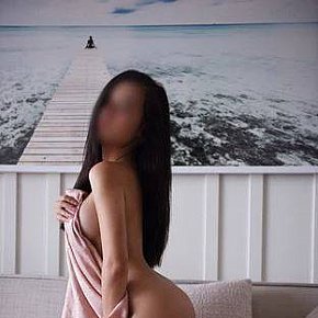 Tonya-Jimen escort in Berlin offers Sexe anal services