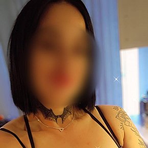 Lea escort in Laval offers Girlfriend Experience (GFE) services