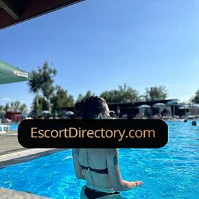 Samanta escort in Sofia offers 69 Position services