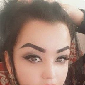 Leyla escort in Muscat offers Masturbate services