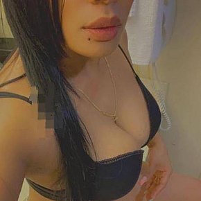 Karen escort in Paris offers Massagem erótica services