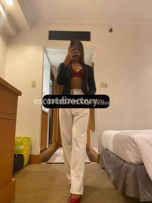 Fernanda escort in Hong Kong offers Massaggio erotico services