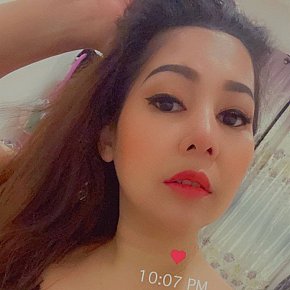 Mona-Sexy-Chubby escort in Doha offers Full Body Sensual Massage services