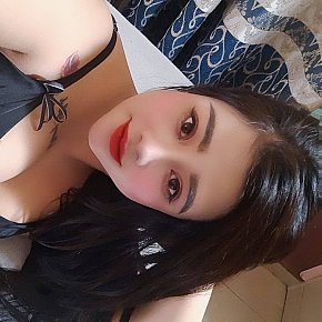 Sam escort in Singapore City offers Girlfriend Experience (GFE) services