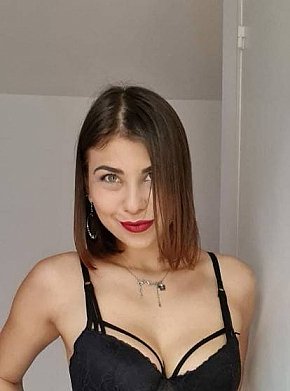Yuliaa Superbunduda escort in Paris offers sexo oral com preservativo services