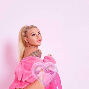 Amira Vip Escort escort in Munich offers Blowjob without Condom services