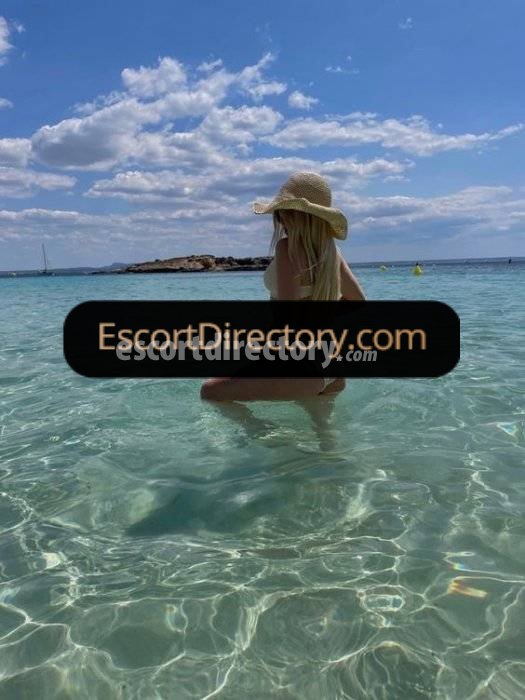 Lina Vip Escort escort in Muscat