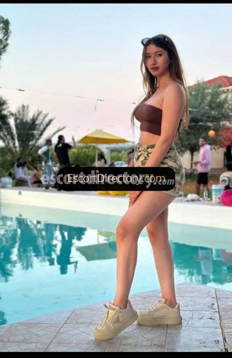 Yara escort in Muscat offers Massagem erótica services