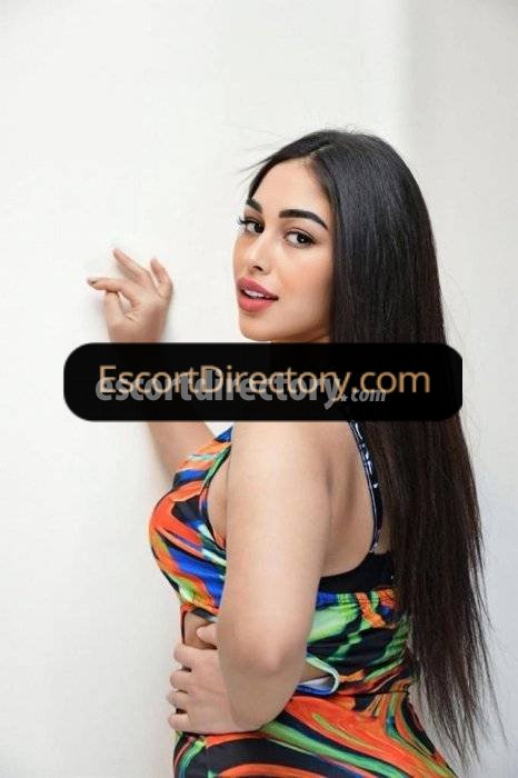 Yara escort in Kuala Lumpur offers Fotos privadas
 services