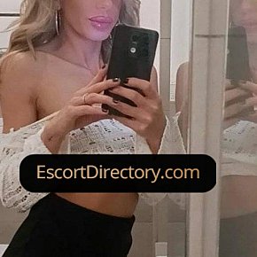 Karla Vip Escort escort in Düsseldorf offers Titjob services