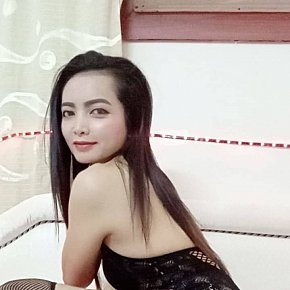Lana escort in Muscat offers Full Body Sensual Massage services