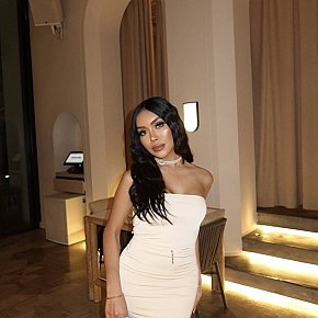 Zoe Model/Ex-Model escort in Dubai