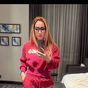 VIP-Lady Vip Escort escort in Doha offers Massaggio erotico services