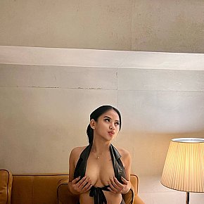 Dania Petite
 escort in Kuala Lumpur