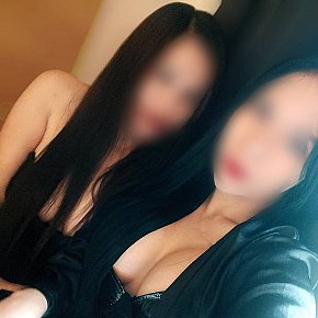 Two-Ladies escort in  offers Dildo / Spielzeuge services