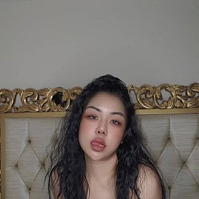 Janissa Reif escort in 