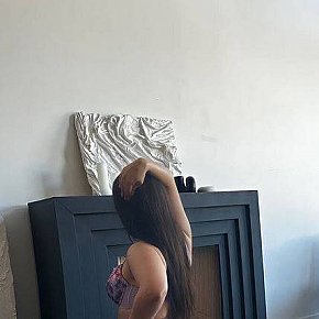 Ari All Natural
 escort in Vancouver offers Foot Fetish services