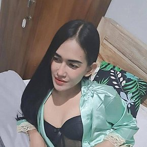 JESSICA-PUTRI Model/Ex-Model escort in Kuta Bali offers Körperbesamung services