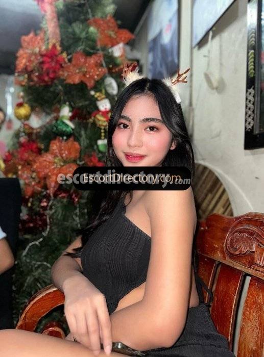 Luz Vip Escort escort in Manila offers Foto private services