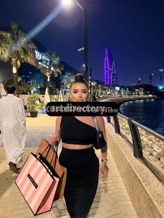 Bella Vip Escort escort in Doha offers Finalizare pe Faţă services