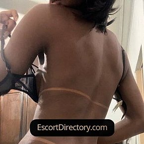 Ana-Clara escort in Rio de Janeiro offers Erotic massage services