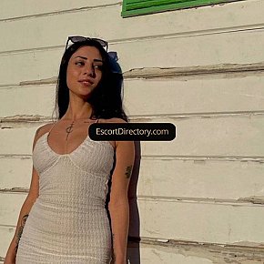 Esma Vip Escort escort in Istanbul offers Sex in versch. Positionen services