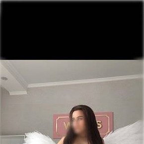 Sonya Vip Escort escort in Prague offers Masturbare services