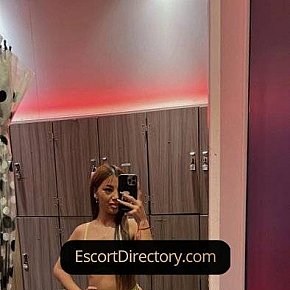 Giullia Vip Escort escort in Toronto offers Cumshot on body (COB) services