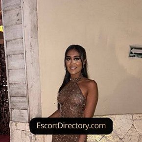 Faye Vip Escort escort in Dubai offers Private Photos services