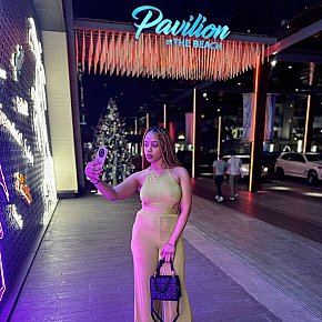 Sophia-Kings escort in Dubai offers Beijar services